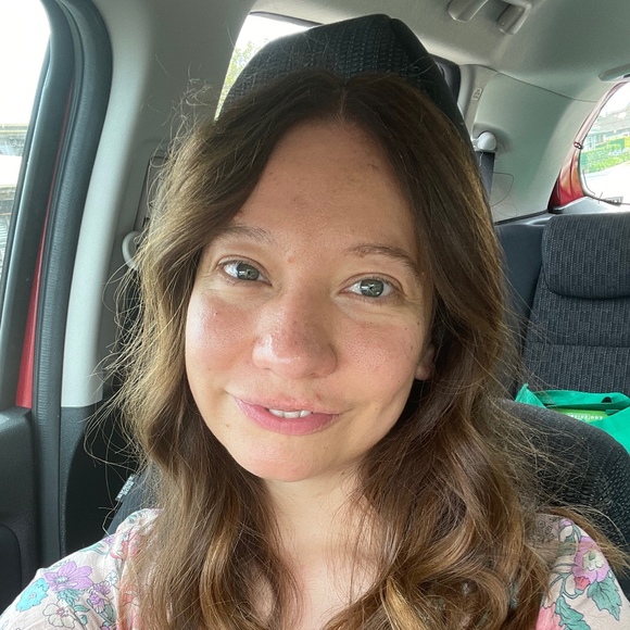 Meet your Posher, Meredith - Picture 1 of 1